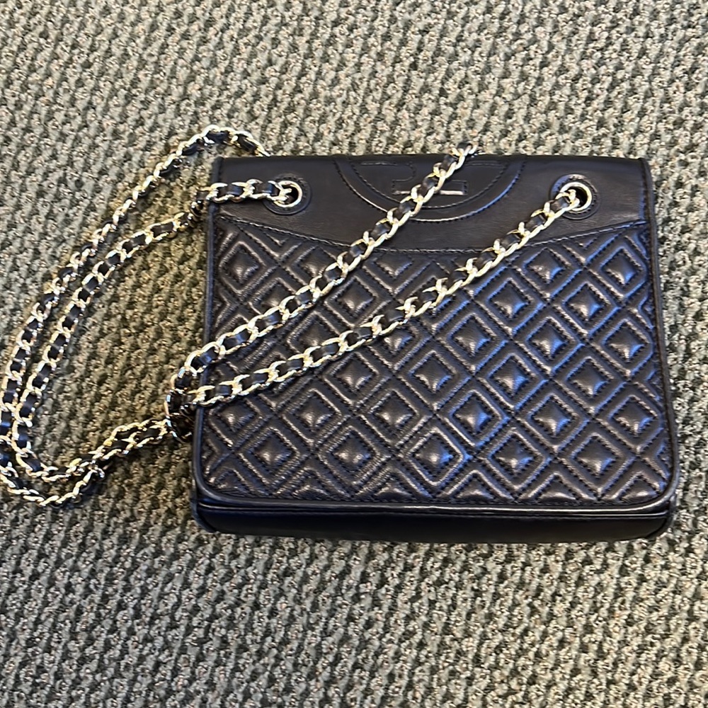 TORY BURCH Fleming Quilted Flap Shoulder Bag